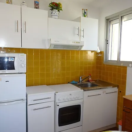 T2 Chaleureux Avec Parking Proche - Fr-1-833-17 * Canet-en-Roussillon
